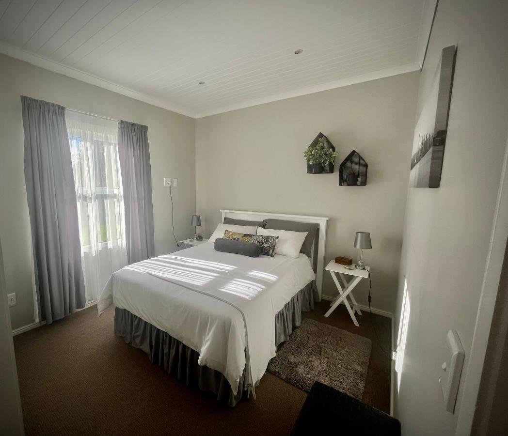 Serenity Self-Catering 2-Bed Unit 赫曼努斯 外观 照片